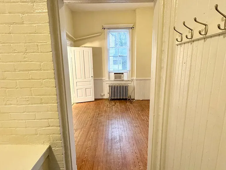 131 S Boylan Ave — Photo 10