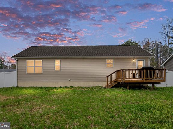 3rd image of 78 Rustic Ln