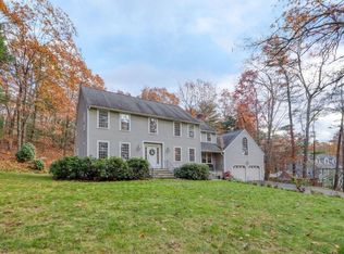 97 Pine St, Medfield, MA 02052