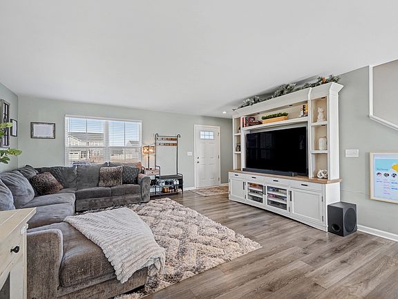 4th image of 7906 Deer Crossing Dr