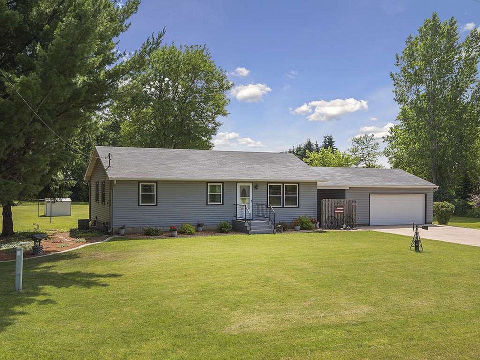 1st image of 38127 Clara Ave