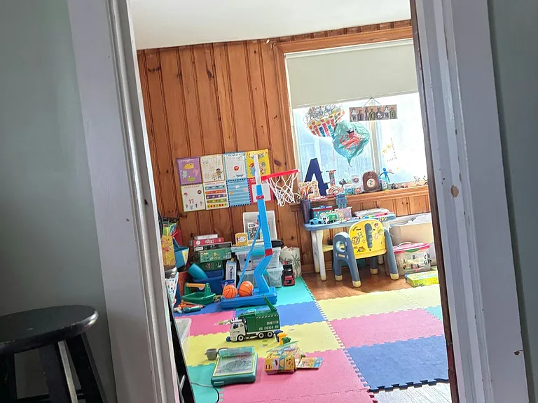 Room/Office