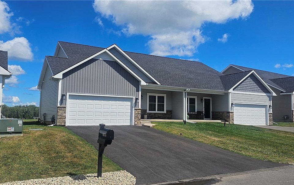 1st image of 8076 Forest Ridge Ln