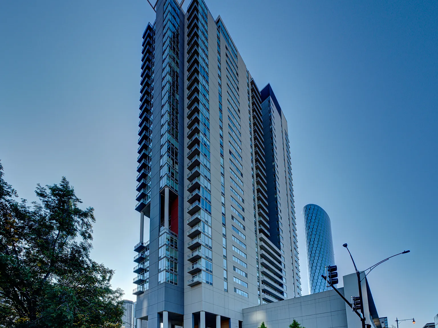 2 bed, 1328 sqft, $4,000 — Photo 1