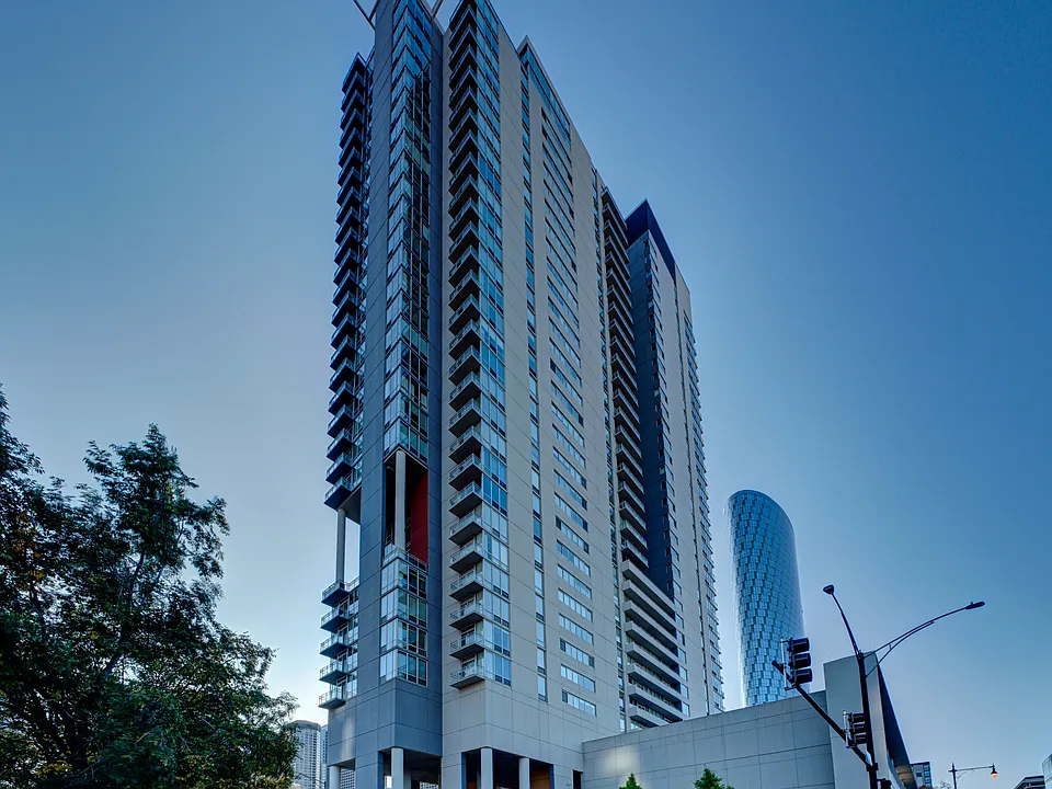737 W Washington Blvd #2904