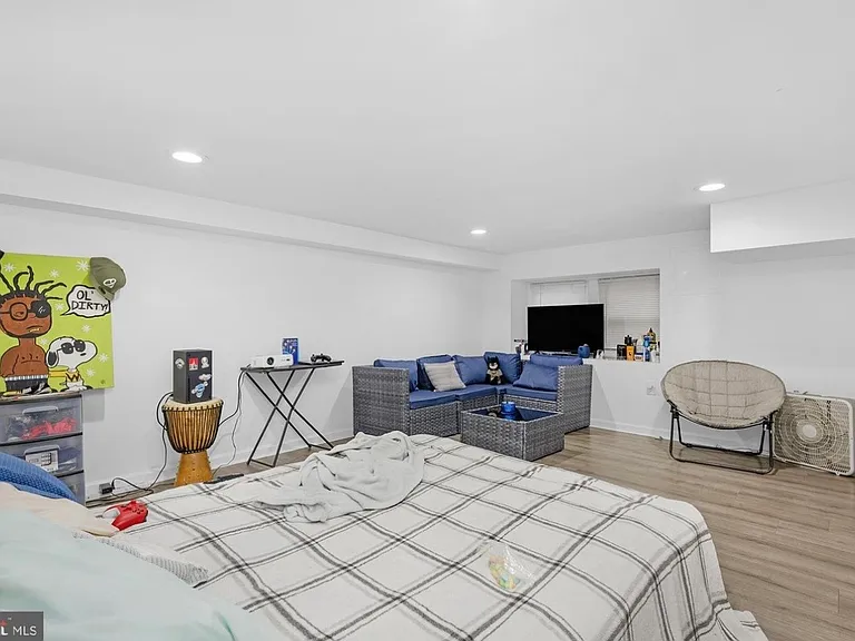 2227 Cecil Ave — Photo 16
