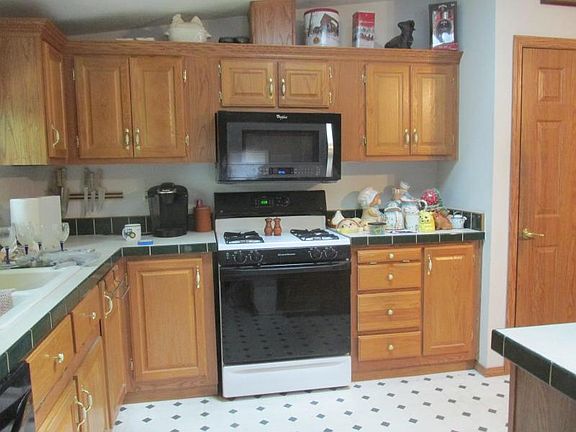 3rd image of 9555 Marshall Rd