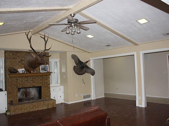 3rd image of 518 Sunnyside Dr
