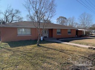 202 Carver Ave, Atmore, AL 36502