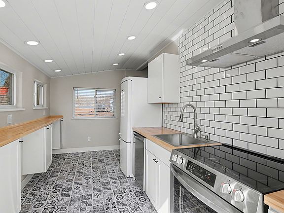 5th image of 1003 W Colorado Ave #1