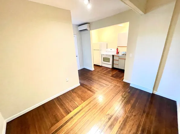 1015 West Main St, 1015 W Main St #2M, Waterbury, CT 06708