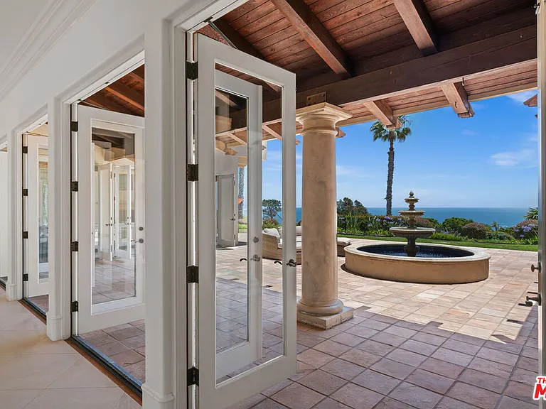 7160 Dume Dr — Photo 9