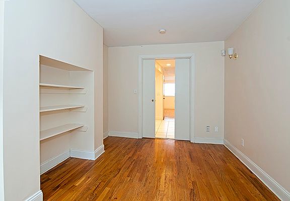 4th image of 263 W 138th St #G