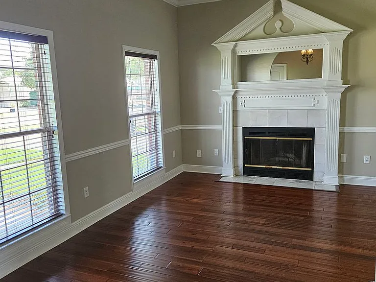 2103 Coral Dr — Photo 5