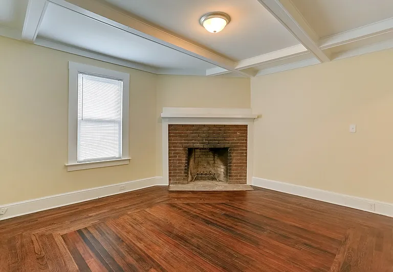 18 Peck St — Photo 10