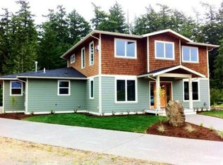 3809 Rock Ridge Pkwy, Anacortes, WA 98221