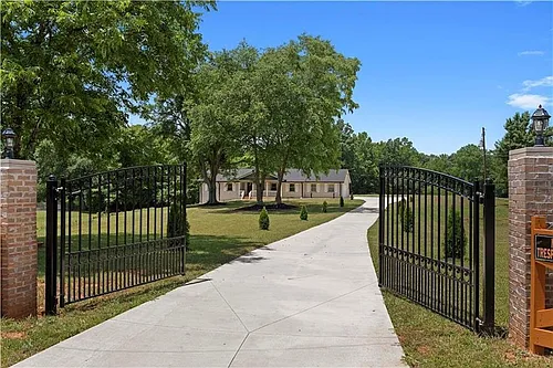 5245 Stonewall Tell Rd Photo 1
