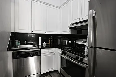 Rented by Waldstar Real Estate LLC