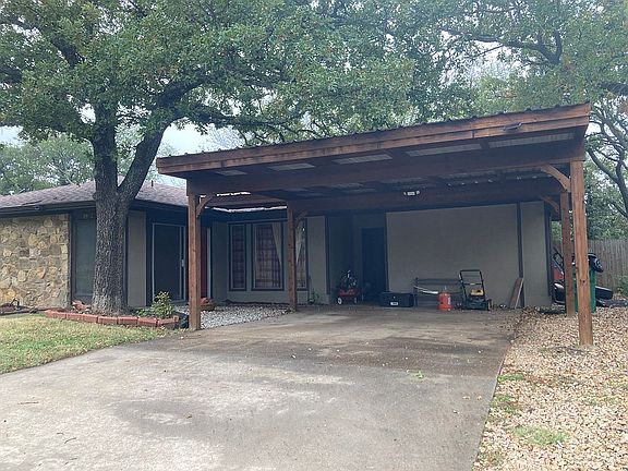 3rd image of 1902 Jacqueline Dr