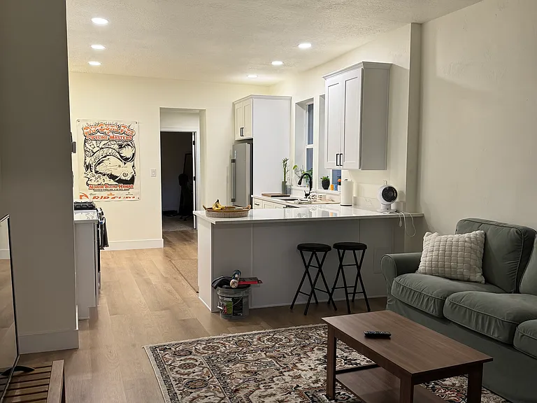 118 W Lucy Ave — Photo 5