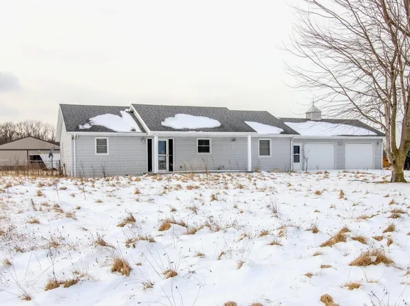 3025 S 200 E, Knox, IN 46534
