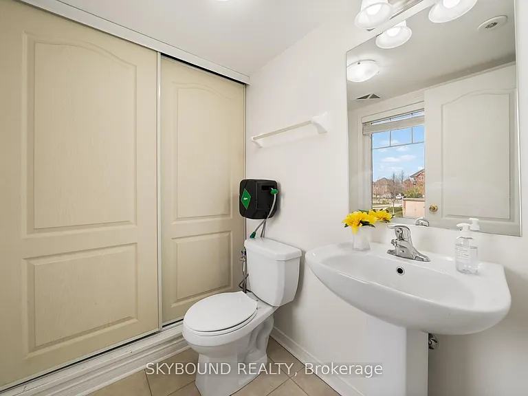 3375 Thomas St #13-14 — Photo 13