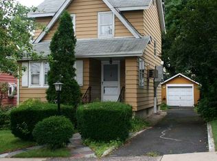 581 Martense Ave, Teaneck, NJ 07666