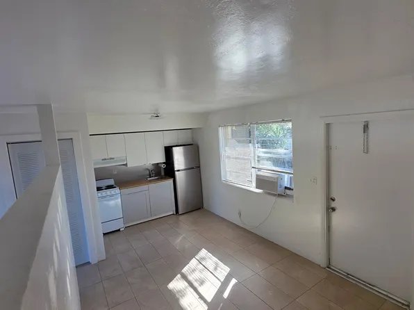 2850 SW 18th Ter, Fort Lauderdale, FL 33315