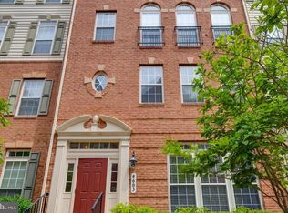 5603 Harrington Falls Ln #5603T, Alexandria, VA 22312