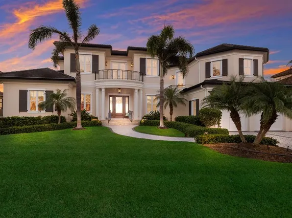 348 W Royal Flamingo Dr, Sarasota, FL 34236