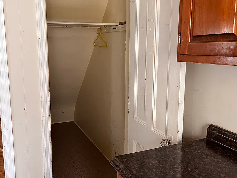 503 Washington St #1 — Photo 4