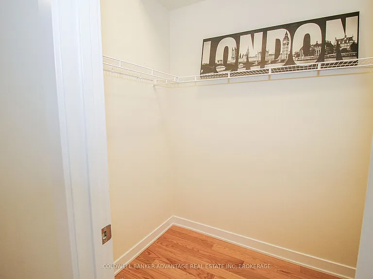 77 Keelson St — Photo 6