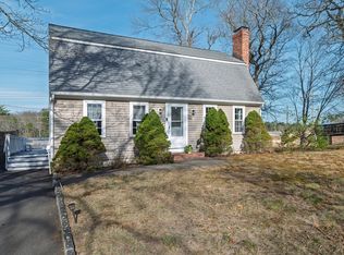 30 Huntington Rd, Plymouth, MA 02360