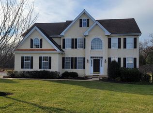 116 Ford Dr, Lincoln University, PA 19352