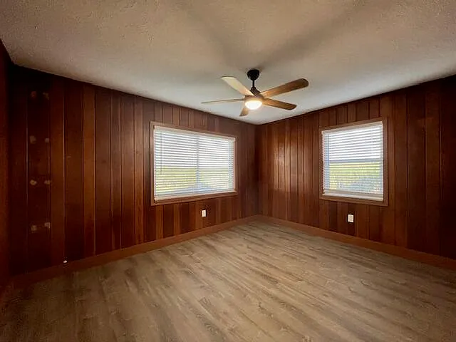 2801 W Canal St N — Photo 10