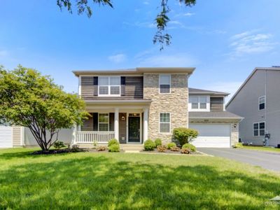 233 Bluegrass Pkwy, Oswego, IL, 60543
