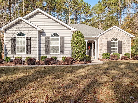3rd image of 214 Sunflower Circle