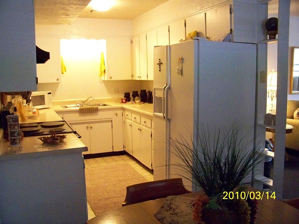 Big, Beautiful Kitchen!