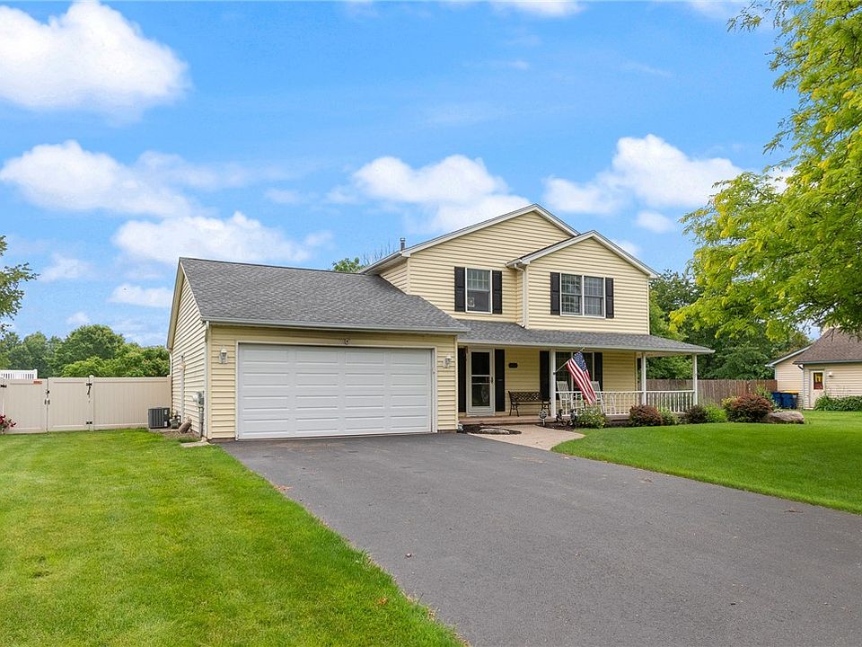 1st image of 2119 Stonehedge Dr