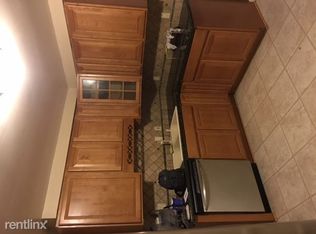 6858 N Vernon St, Dearborn Heights, MI 48127