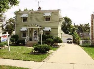 2429 S 14th Ave, Broadview, IL 60155