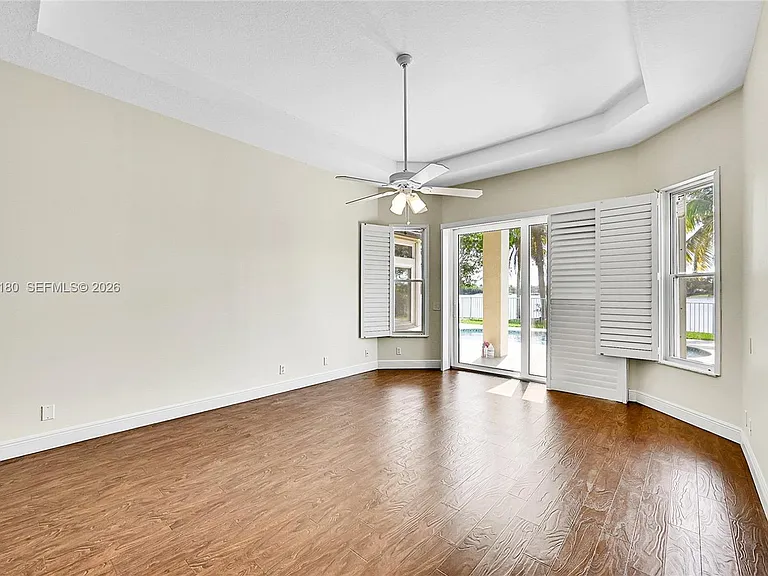 512 NW 120th Dr — Photo 13