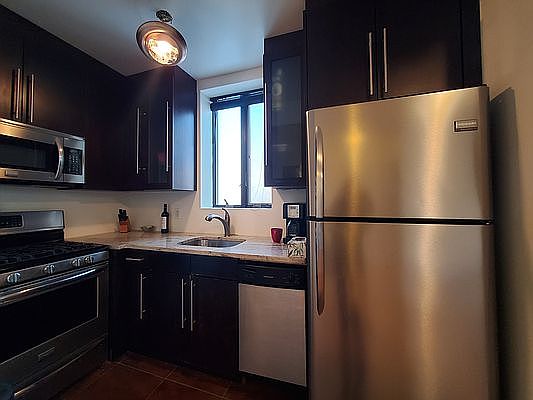 3rd image of 2805 29th St #1A