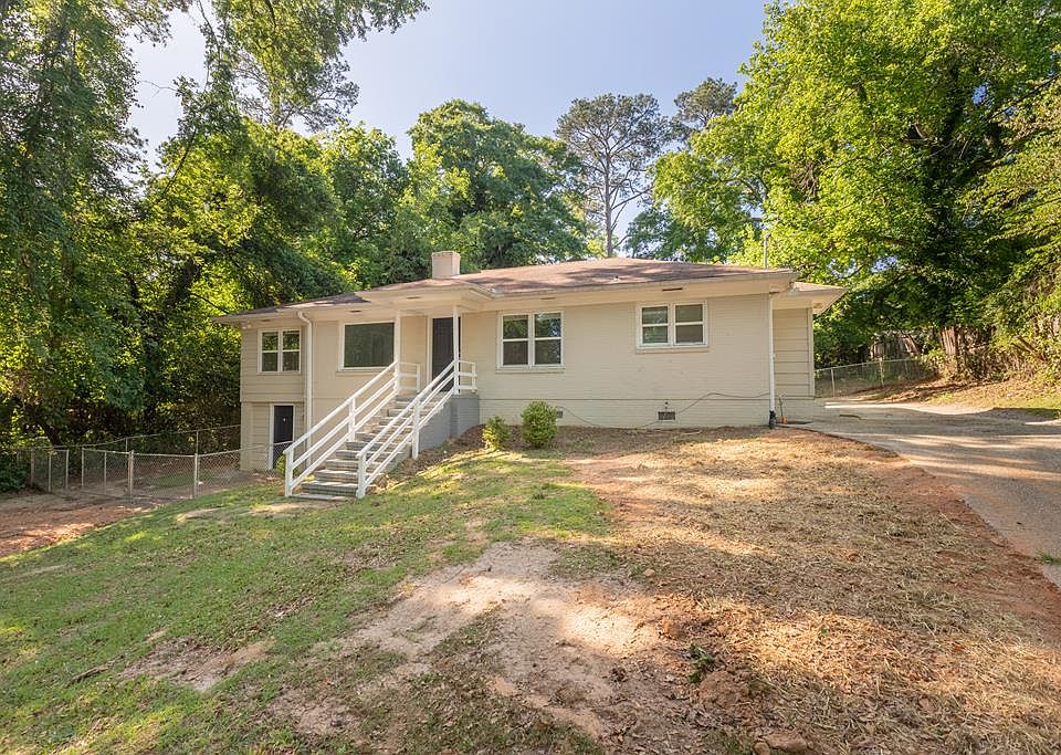 1st image of 2628 52nd St