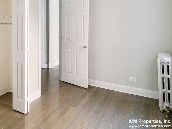4th image of 5057-1 N Damen Ave #1W