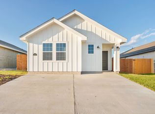 5424 Saint Francis Dr, Laredo, TX 78046