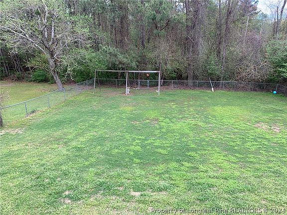 5th image of 6124 Hedingham Dr