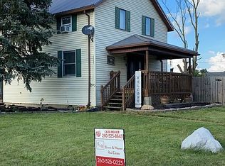 165 Parr Rd, Berne, IN 46711