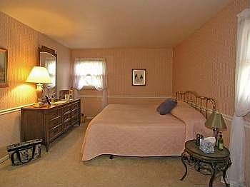 4th image of 2920 71st St