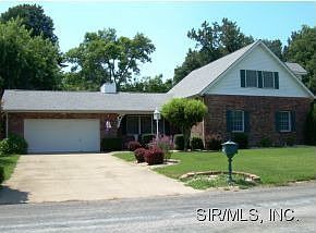 1st image of 437 Crestview Dr